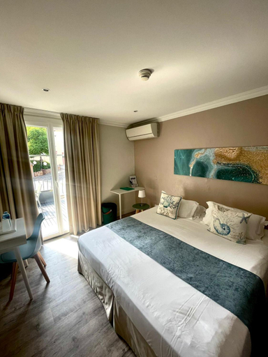 Bedroom 5, Hotel la Corniche d'Or Mandelieu, Alpes-Maritimes