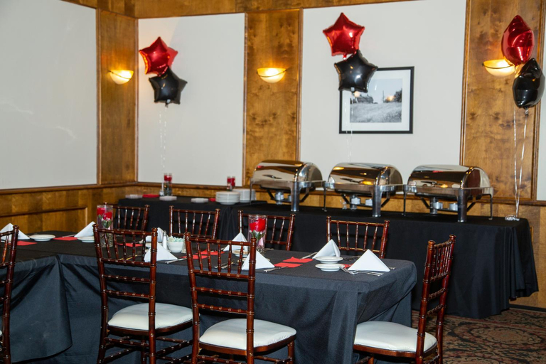 Food & Drinks 5, The Stables Inn & Suites, Columbiana