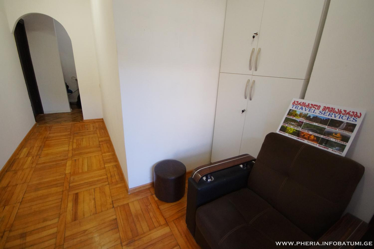 Others 2, Pheria, Batumi