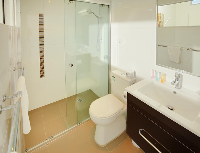 Bathroom 3, Charlestown Executive Apartments, Lake Macquarie - North