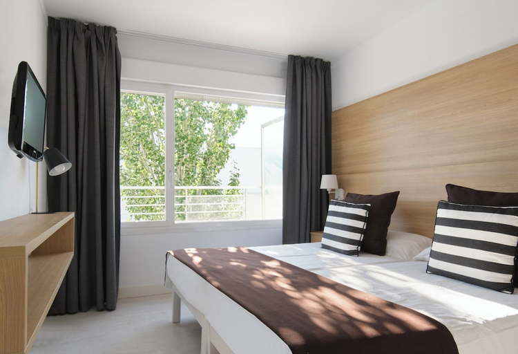 Bedroom 2, Duvabitat Apartments, Baleares