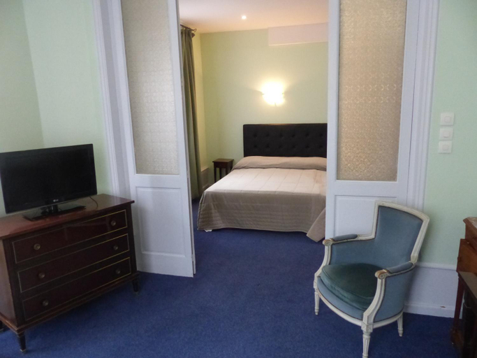 Bedroom 2, Hotel des Thermes, Allier