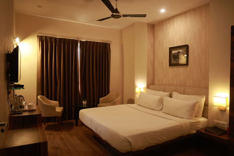 Bedroom 4, Sapna Clarks Inn, Lucknow