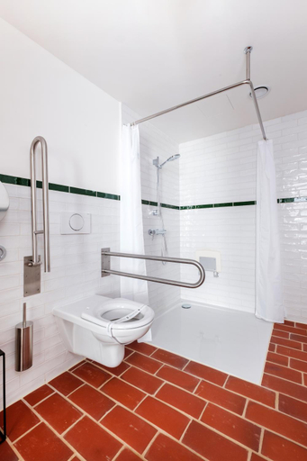 Bathroom 2, THAYA vinarstvi, Znojmo