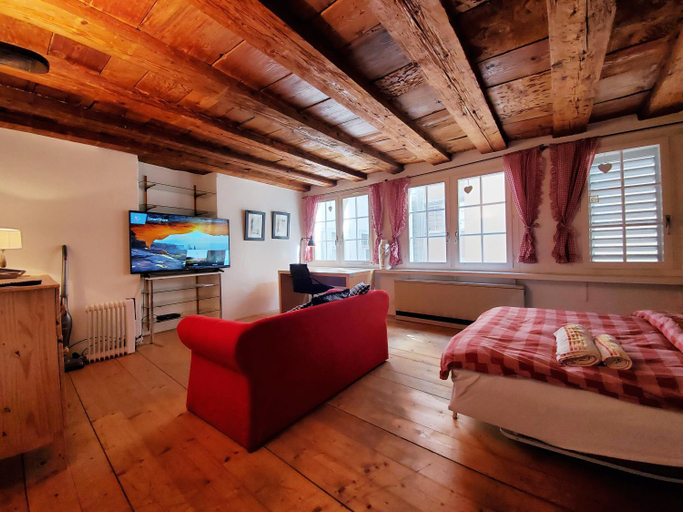 Bedroom 2, Swiss Chalet Style, Zürich
