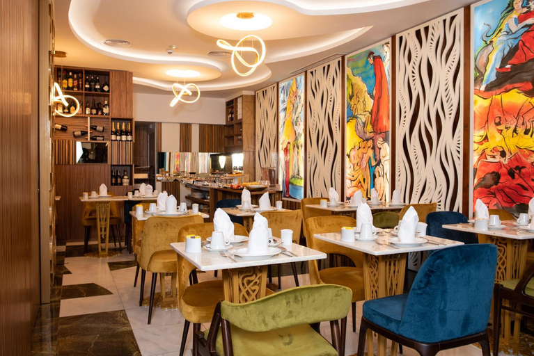 Food & Drinks 4, Be Poet Baixa Hotel, Lisbon