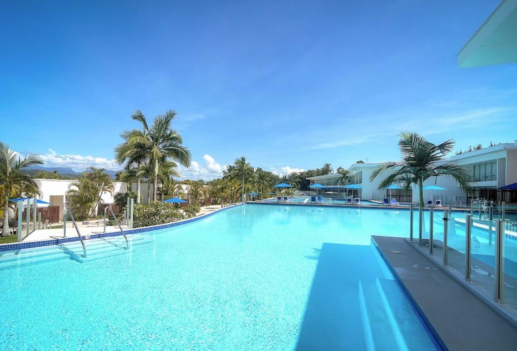 Others 5, Pool Port Douglas, Douglas