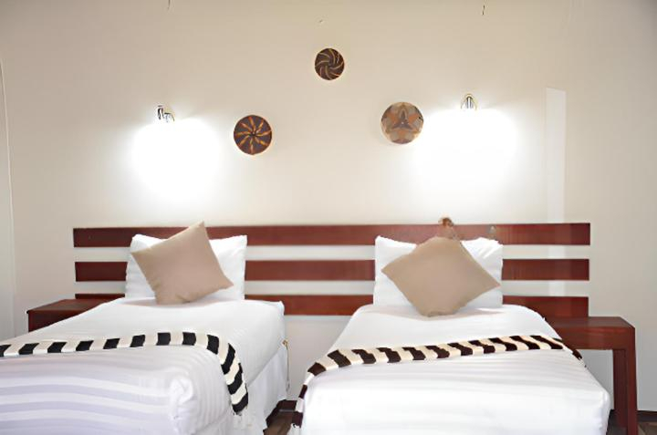 Bedroom 3, Chobe Sunset Chalets, Chobe
