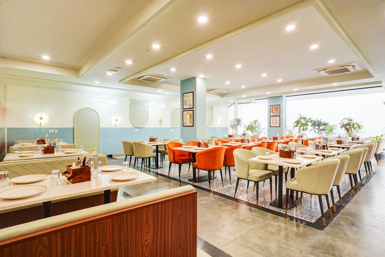 Food & Drinks 5, Saltstayz Premier - Arjun Marg, Gurgaon