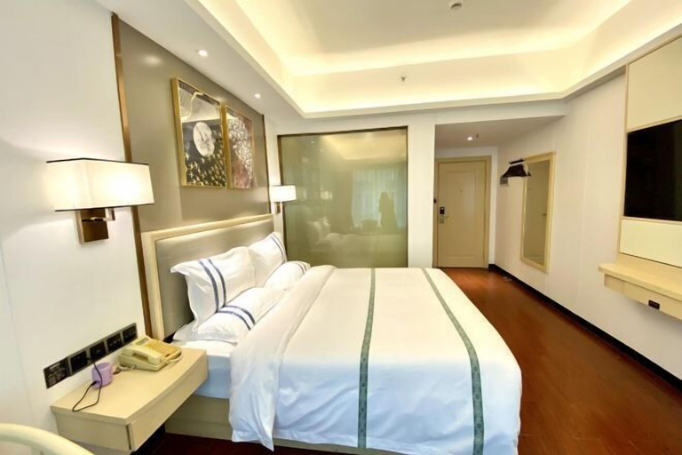 Bedroom 3, Bao Jia Business Hotel, Haikou