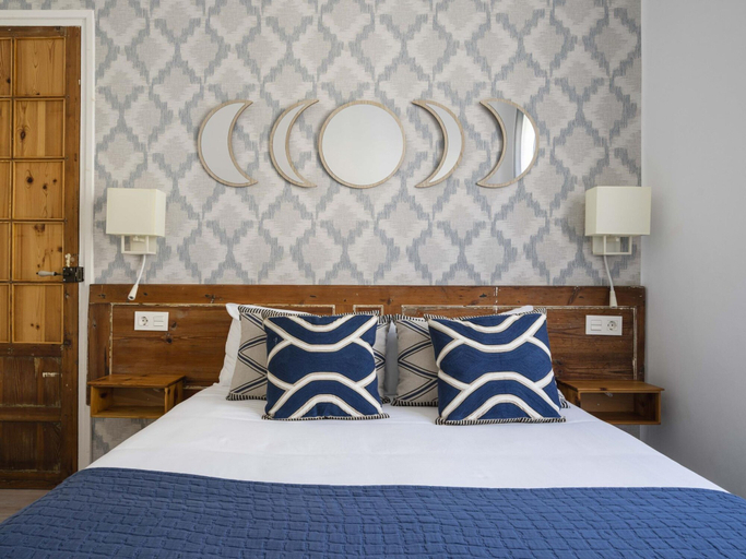 Room 5, 7 Condes 2, Málaga