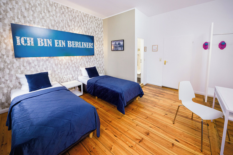 Bedroom 4, Old Town Hotel Berlin, Berlin