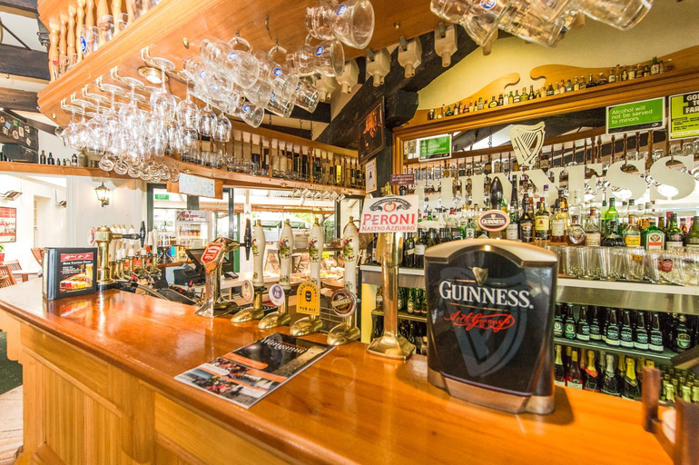 Food & Drinks 5, Rutland Arms Inn, Wanganui