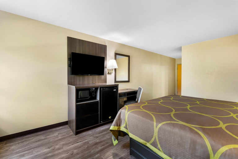 Bedroom 3, Super 8 By Wyndham Dickson, Dickson