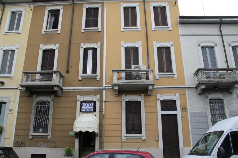 Others 5, Hotel Tirreno, Milano