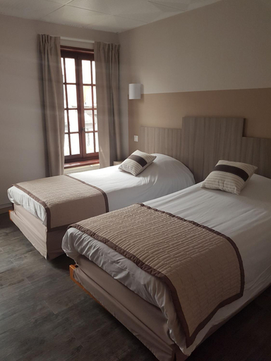 Bedroom 4, Au Lion d'or, Pas-de-Calais