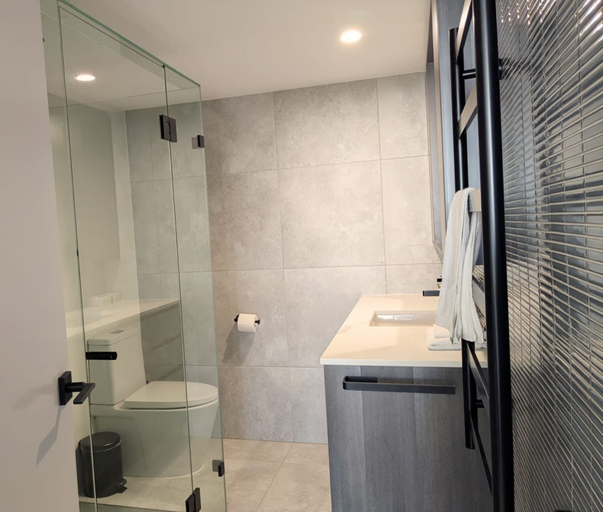 Bathroom 4, Golden Sands on the Beach, Gold Coast