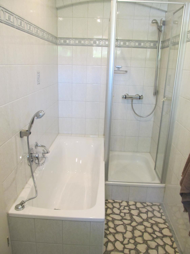 Bathroom 4, Ferienunterkunft Mertinatsch, Görlitz