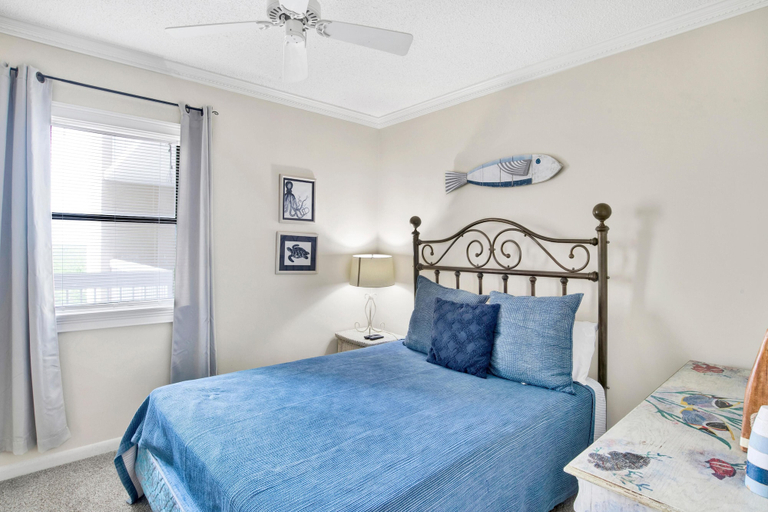 Bedroom 3, Shoalwater 903, Baldwin