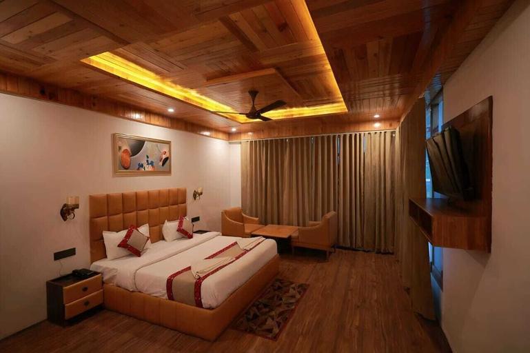 Bedroom 3, Omavya Cottage, Kullu