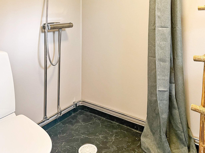 Bathroom 2, person holiday home in Hestra-By Traum, Gislaved