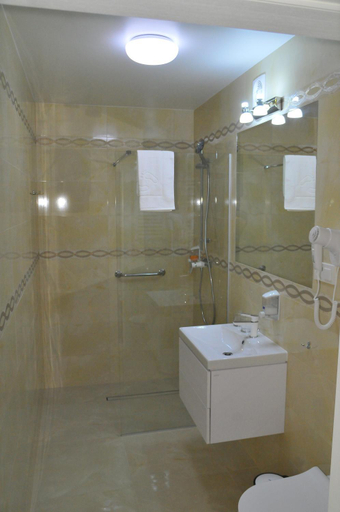 Bathroom, Hotel Lord, Radom City