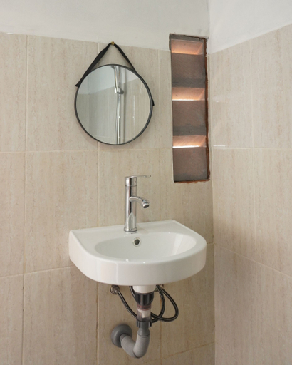 Bathroom 5, Luma Senja Villa & Cabin for Remote Work, Meeting & Honeymoon, Bogor