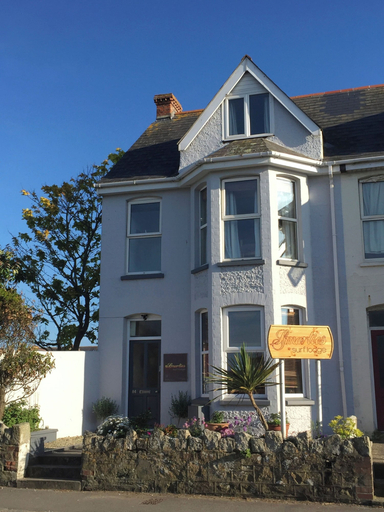 Exterior & Views, Smarties Guest House, Cornwall