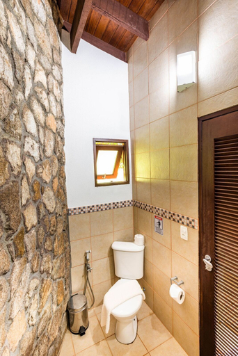 Bathroom 5, Pousada Jardim das Montanhas, Camanducaia