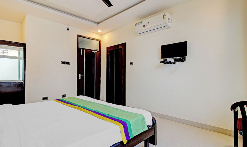 Bedroom 3, Treebo Silver Grand, Lucknow