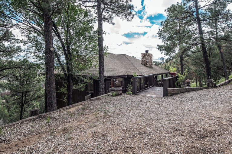 Exterior & Views 2, Timberline Hideaway, Lincoln