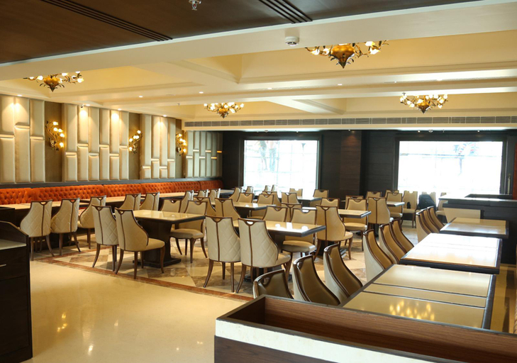 Food & Drinks 4, Hotel Rigal Blu, Ludhiana