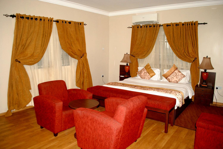 Bedroom 3, Grand Inn & Suites, IjebuOde