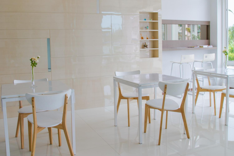 Food & Drinks 5, Charisma Residence, Muang Rayong