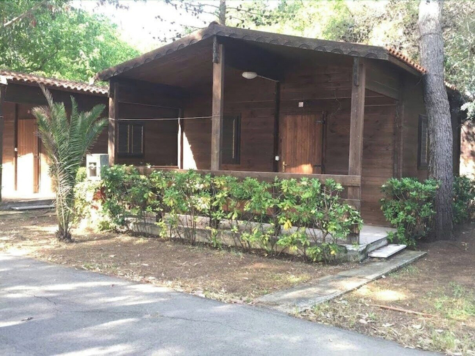 Exterior & Views 2, Chalet Viola Beach Village, Foggia