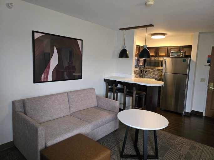 Staybridge Suites Co Springs-Air Force Academy - Tap to explore photos