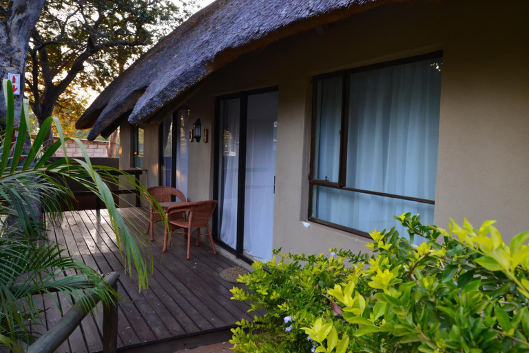 Public Area, Chobe Sunset Chalets, Chobe