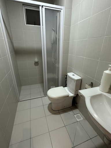 Bathroom 2, Meridin, Johor Bahru