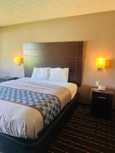 Others 4, GOVERNORS INN, Cleveland