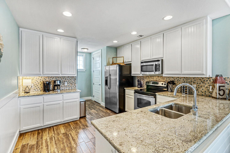 Others 5, Turtle Cove TC 1209, Nueces