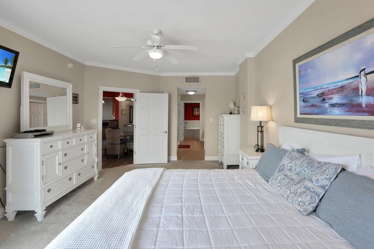 Room 5, Paradise Shores 310, Bay