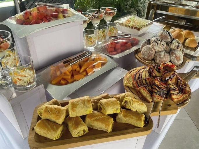 Food & Drinks 3, Biba Apartment, Eti-Osa