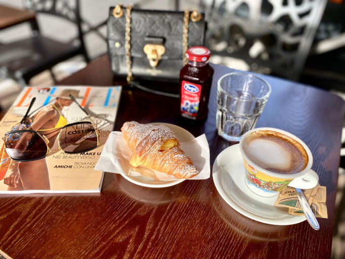 Food & Drinks 4, Relais Roma Vaticano - METRO station Ottaviano, Rome
