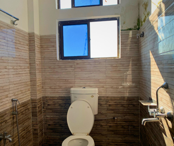 Bathroom 3, Hotel City Centre, Papum Pare