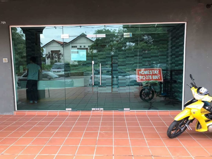 Exterior & Views, My Family Hotel, Port Dickson