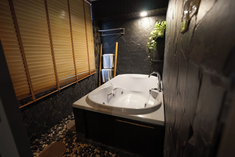 Bathroom 6