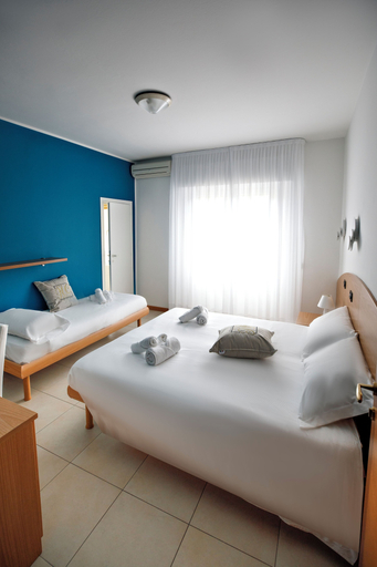 Bedroom 4, HC Resort, Udine