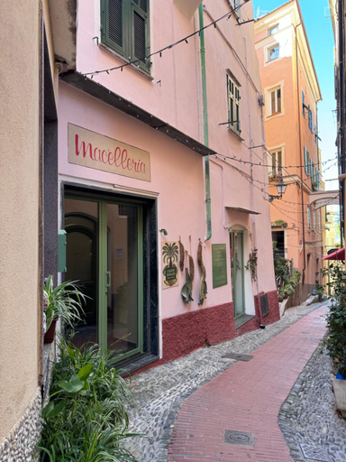 Others 3, Palazzo BordiLand 1, Imperia