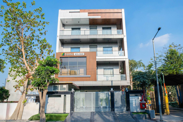 Exterior & Views 1, Treebo Royal Grand, Sector 71, Gautam Buddha Nagar