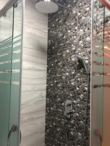 Bathroom 5, Gallery Lux Hotel Baku, Baku